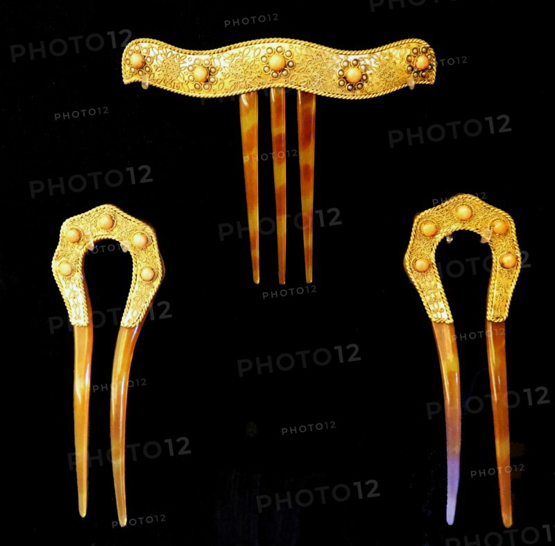 Gold metal comb from Italy
