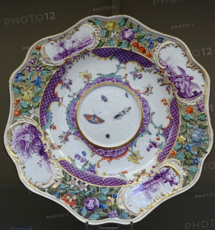 Porcelain saucer