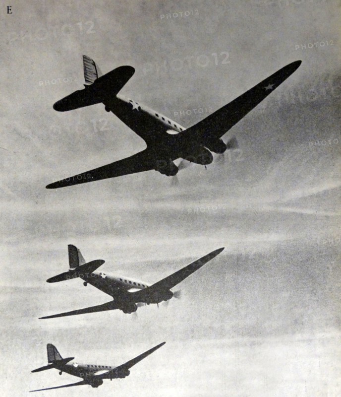 Three planes readying to bomb an archipelago