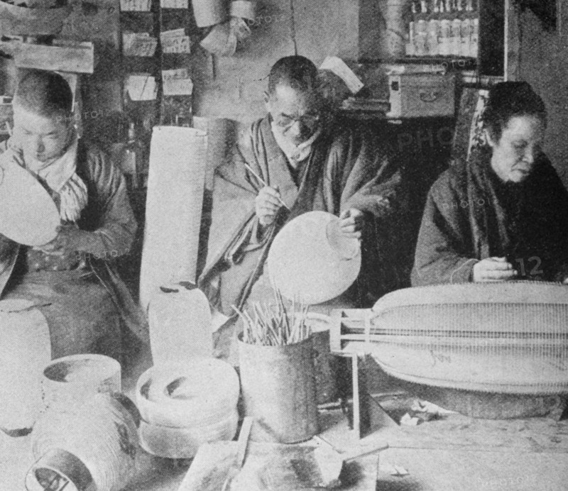 Japanese factory making lanterns 1880