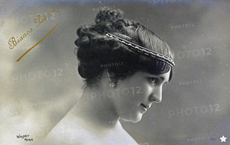 French Actress Bianca Lierre