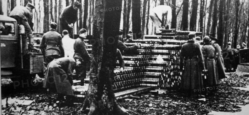 German army unloading supplies