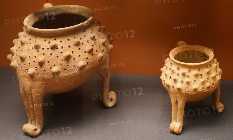 Mycenaean pottery brazier