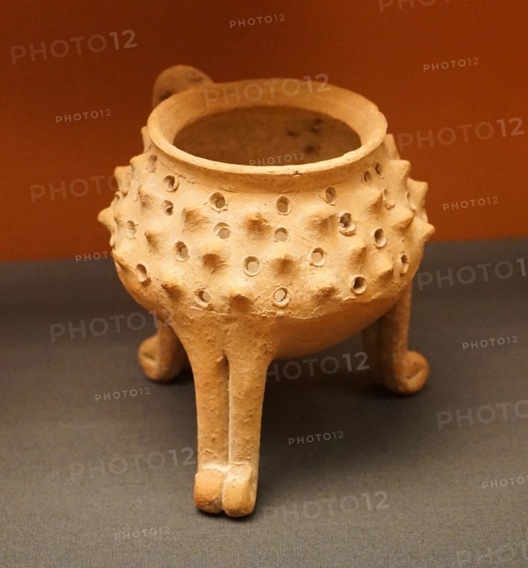 Mycenaean pottery brazier