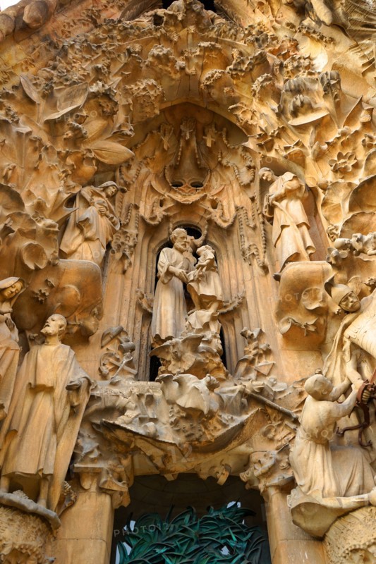 Details from the exterior of the Basílica i Temple Expiatori de la Sagrada Família