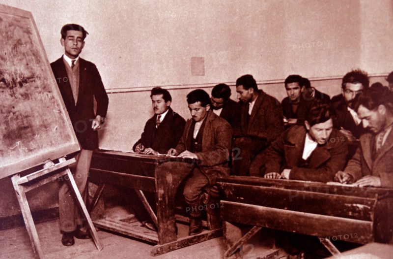 students being taught literacy in Turkey