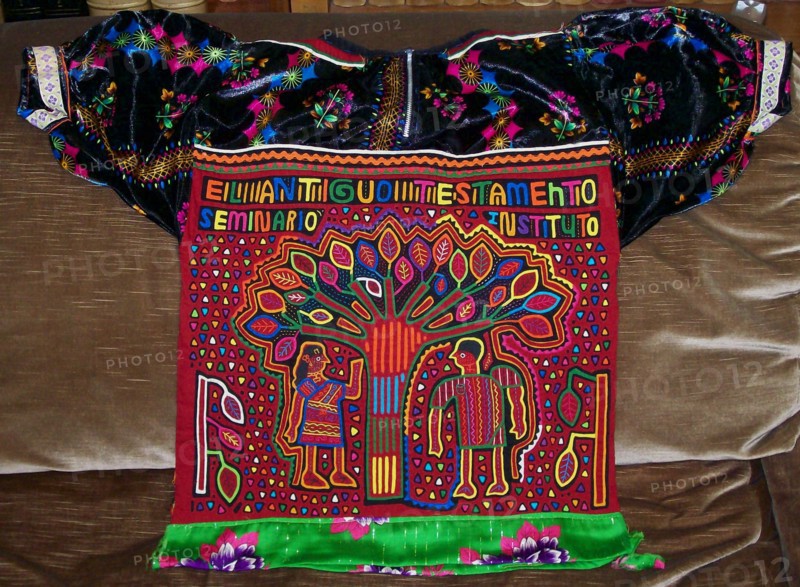 Mola textile by Kuna Indian artist