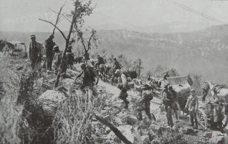 A column of Italian infantry at the battle of Isonzo.