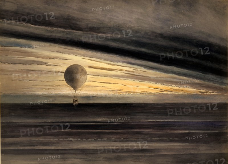 The balloon ZÃ©nith at sunrise or sunset by Albert Tissandier