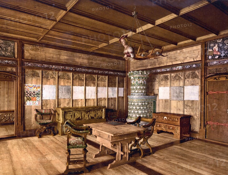 A gothic Decorated room