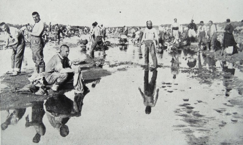 French soldiers near Biskrah, Algeria, during WWI