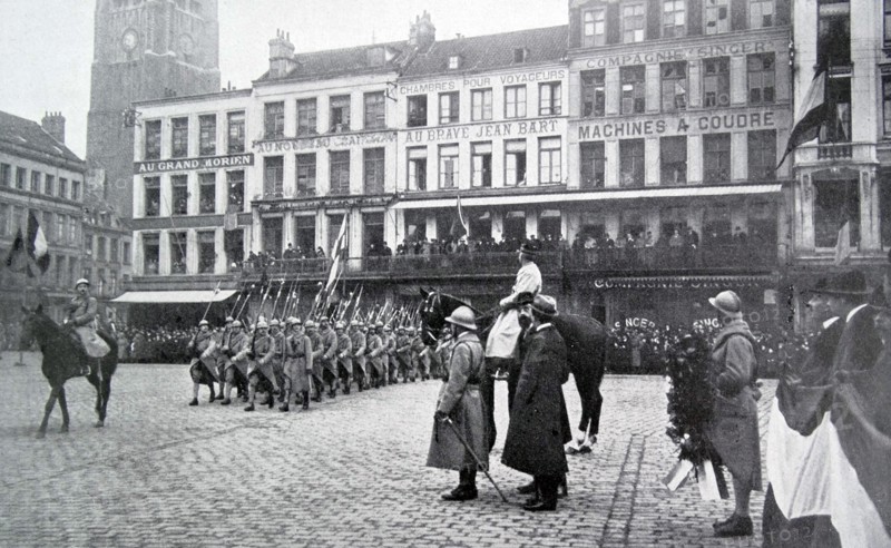 French infantry reviewed in Dunkirk;   France 1919