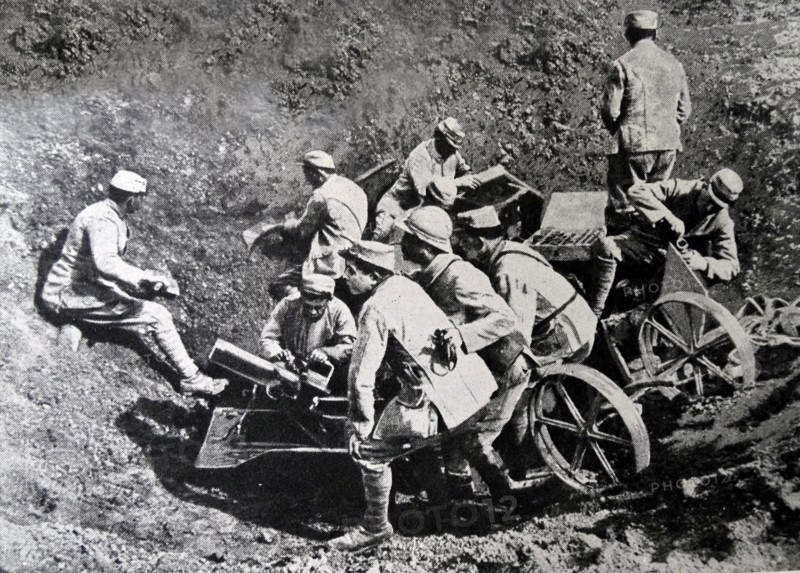 French artillery mortar in Salonika;   Greece;   WWI 1915