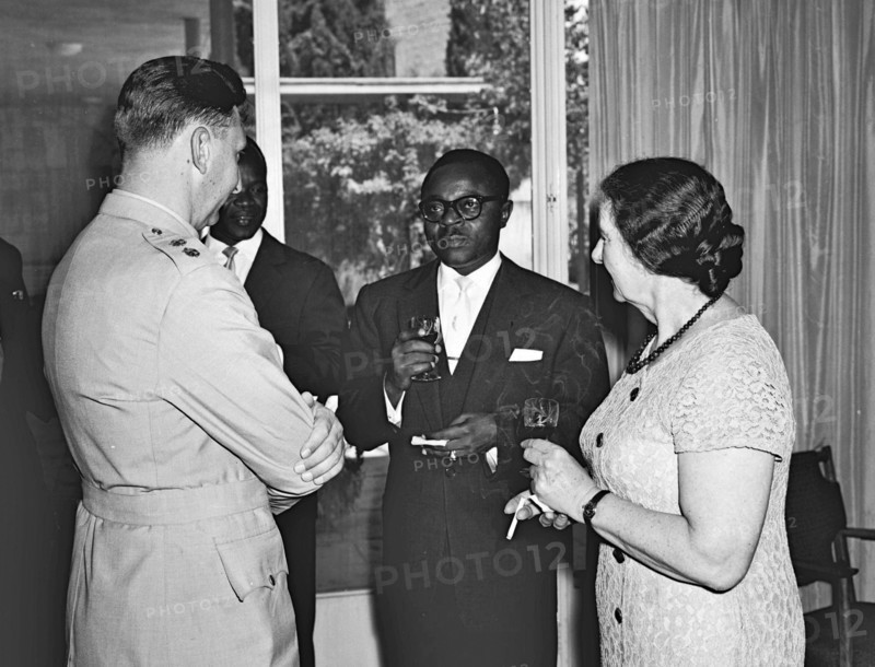 Photograph of Maurice Yaméogo meeting with Golda Meir