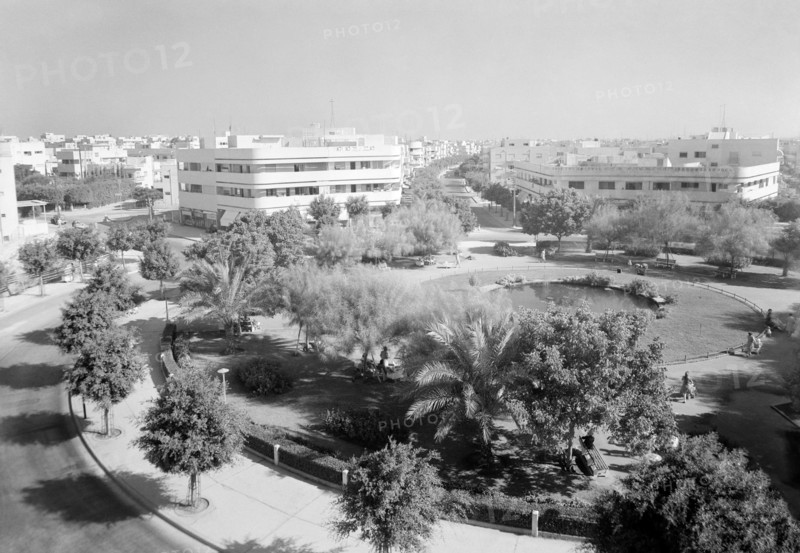 Photograph of Dizengoff Square