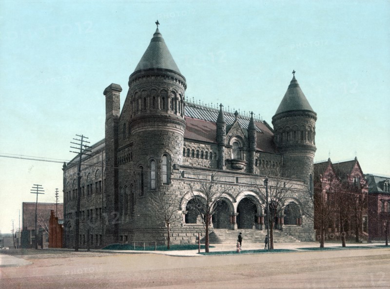 Colour photograph of the original Detroit Museum of Art