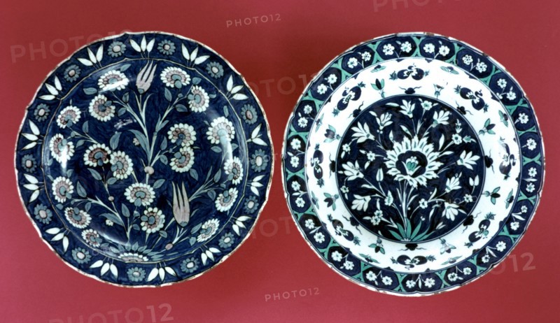 Ceramic Iznik plates, c16th Century, Ottoman