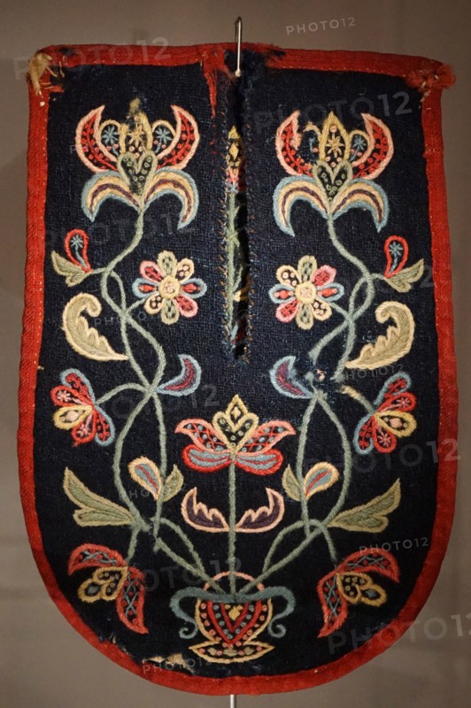 Icelandic, 18th century, traditional, ladies, formal clothing