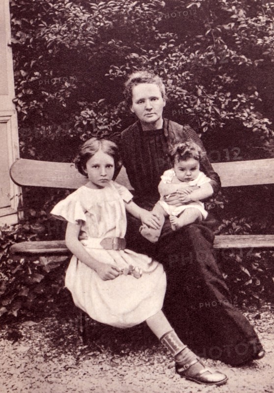 Photographic portrait of Marie Curie