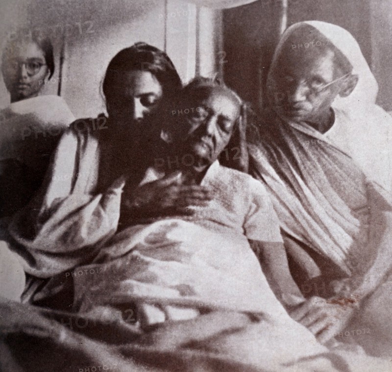 Kasturba Gandhi wife of Mahatma Gandhi on her deathbed at the Palace of the Aga Khan, in Pune, Maharashtra State