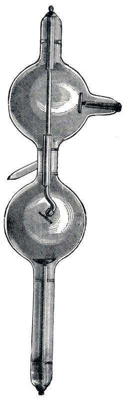 A regenerative x-ray tube, which by two lightbulbs, allowed a more efficient vacuum to be created