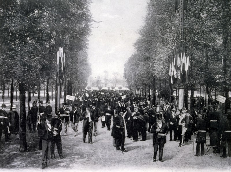 Photograph of a crowd of civil servants who had attended the great banquet