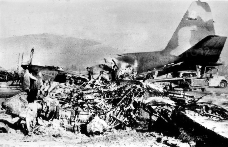 Guerre du Vietnam, victoire des forces armées du Sud Vietnam : un avion détruit à Da-Nang le 15 juillet 1967