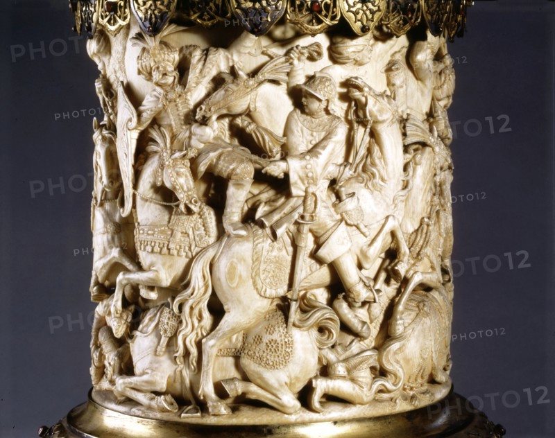 Jean III Sobieski, roi de Pologne (1624-1696), terrassant le Turc. Vase de Lowendal