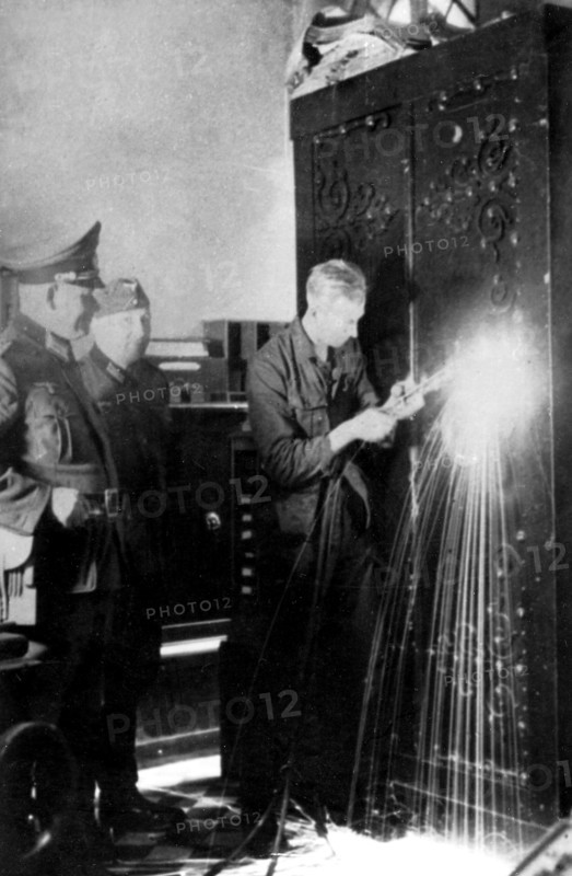 Soldats allemands rue de Puteaux