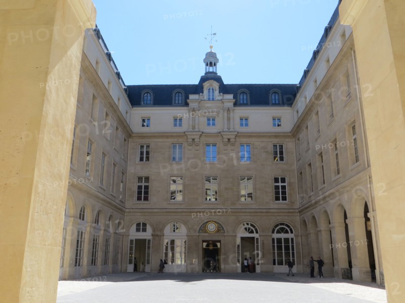 Hôtel de la Marine, cour d'Estienne d'Orves, Paris
