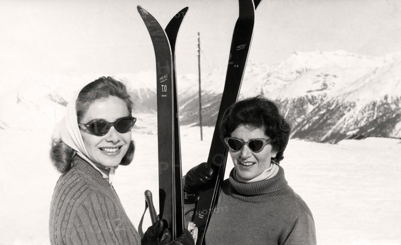 The Livanos sisters, 1957