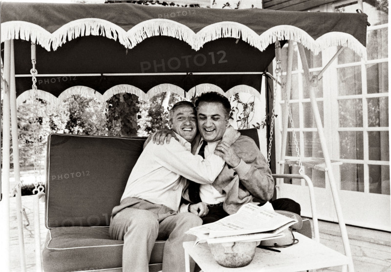 Benno Graziani and Federico Fellini, 1965