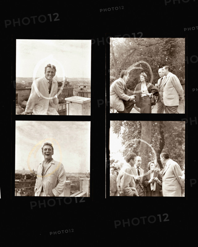 Kirk Douglas, Benno Graziani, Micheline Presle, William Marshall