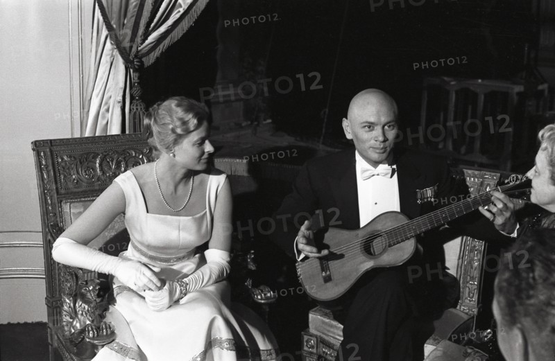 Ingrid Bergman with Yul Brynner, 1956