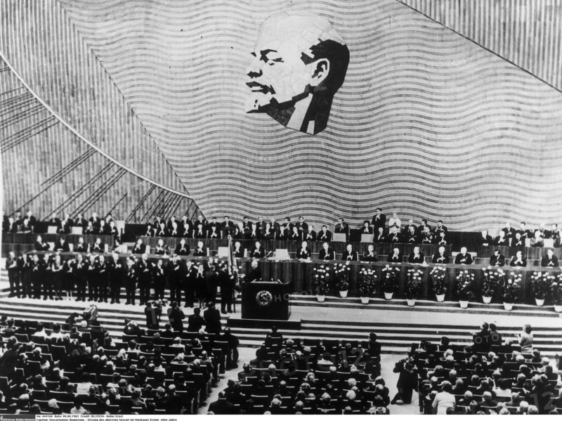 Séance du Soviet Suprême au Kremlin