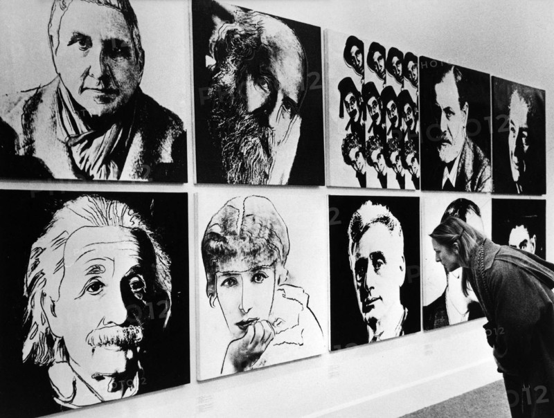 Galerie exposant des oeuvres d'Andy Warhol
