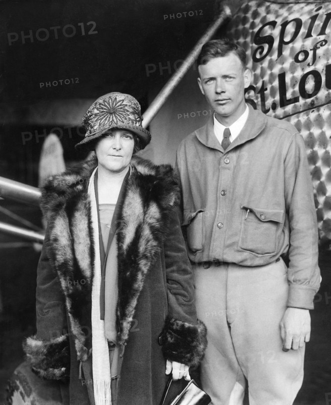 Charles Lindbergh et sa mère, mai 1927
