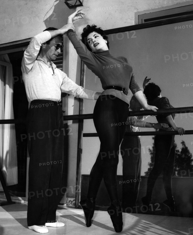 Gina Lollobrigida répétant, en 1955
