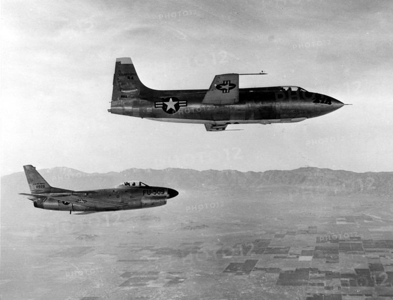 Charles Yeager à bord du Bell X-1