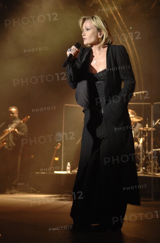 Patricia Kaas; Musikerin, Saengerin, Popmusik; Frankreich - Auftritt in Saarbruecken - 18.08.2007 <english> Patricia Kaas; musician, singer, pop music; France - performing at Saarbruecken, Germany - 18.08.2007  </english>