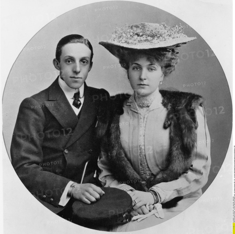 Alphonse XIII d'Espagne et son épouse Victoria Eugenie von Battenberg