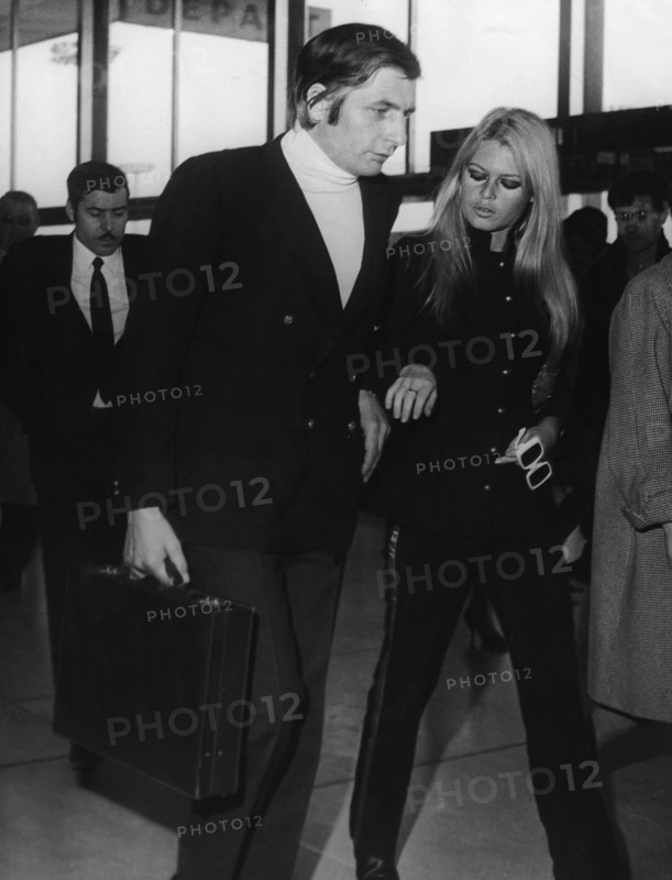 Bardot, Brigitte *28.09.1934-
Schauspielerin, Frankreich

- mit Ehemann Gunter Sachs

- 1967
