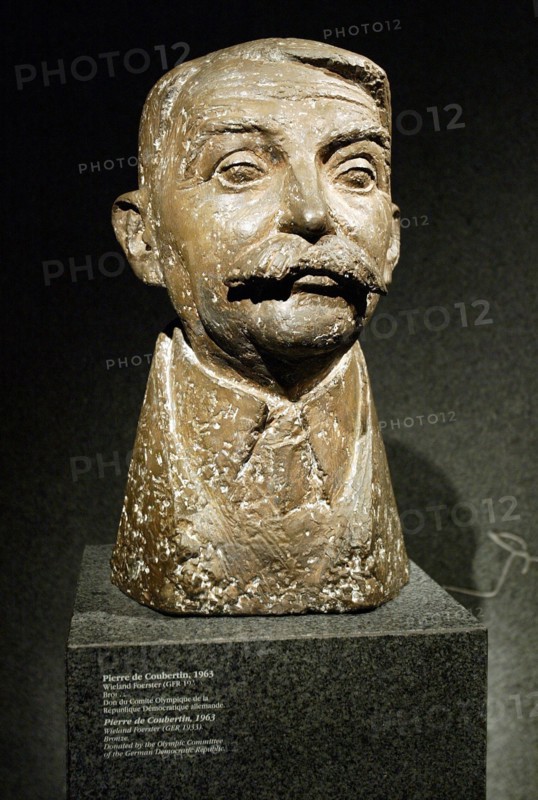 Buste de Pierre de Coubertin