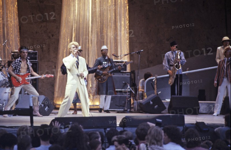 David Bowie pendant la tournée Serious Moonlight Tour