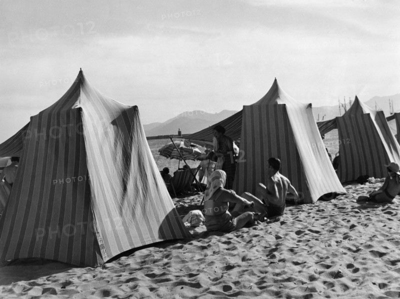 Sur la plage à Antibes, 1938