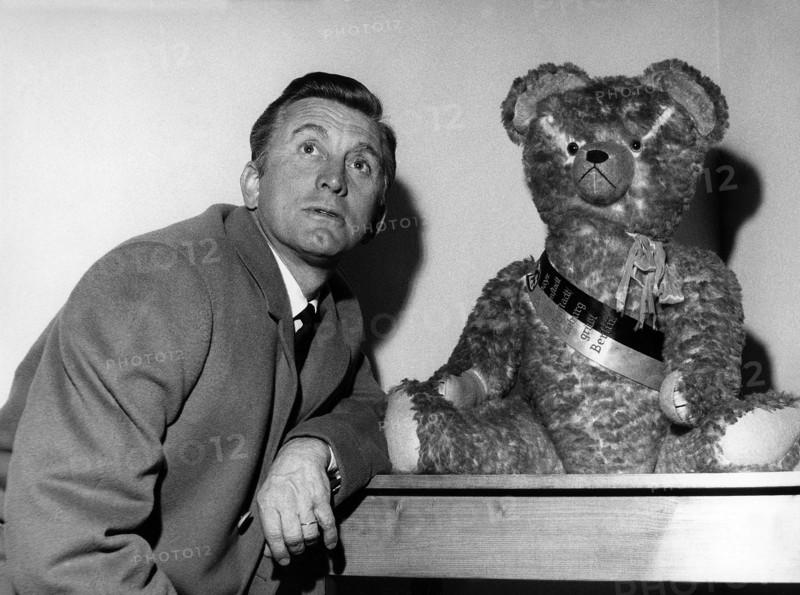 Kirk Douglas
