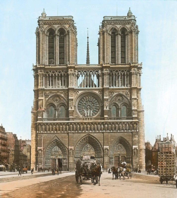 La Cathédrale Notre-Dame de Paris vers 1905