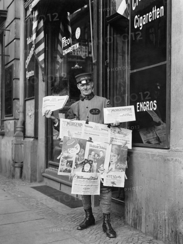 Vendeur de journaux à Berlin, 1926