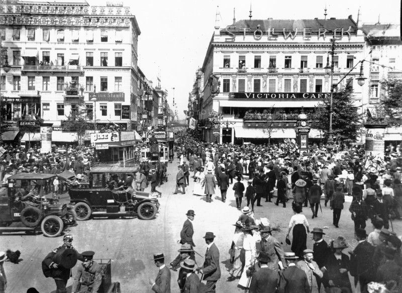 Berlin, avenue "Unter den Linden", 1908