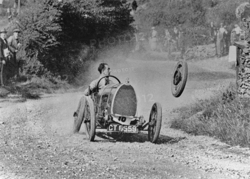 Accident lors d'une course automobile à Cardiff, 1924